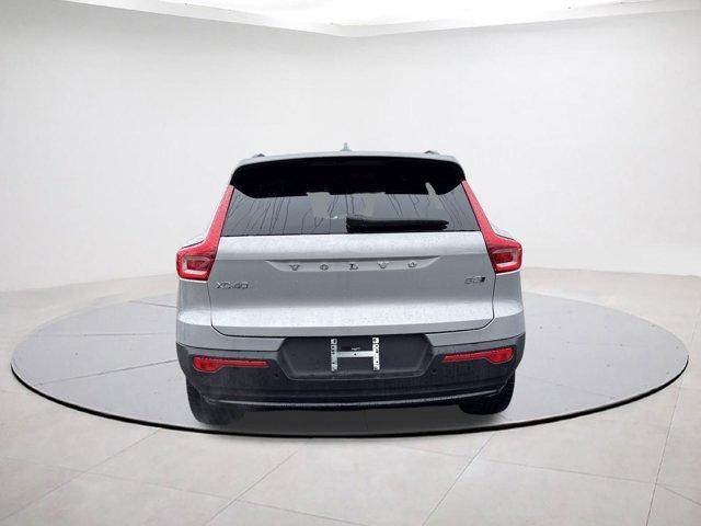 used 2025 Volvo XC40 car, priced at $32,614