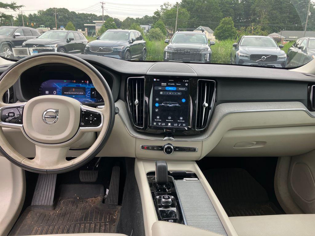 used 2024 Volvo XC60 car, priced at $35,549