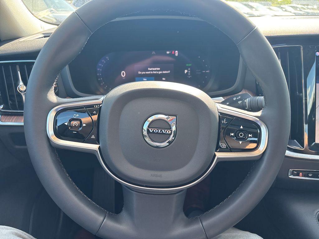 used 2024 Volvo S60 Recharge Plug-In Hybrid car, priced at $45,194