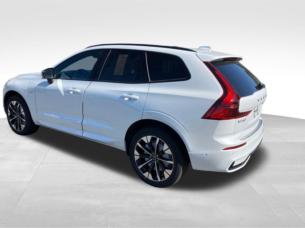 new 2026 Volvo XC60 Plug-In Hybrid car, priced at $71,203