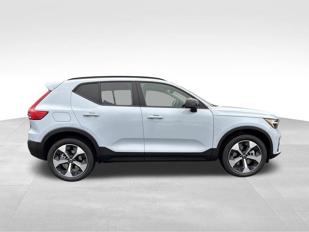 new 2026 Volvo XC40 car, priced at $51,948
