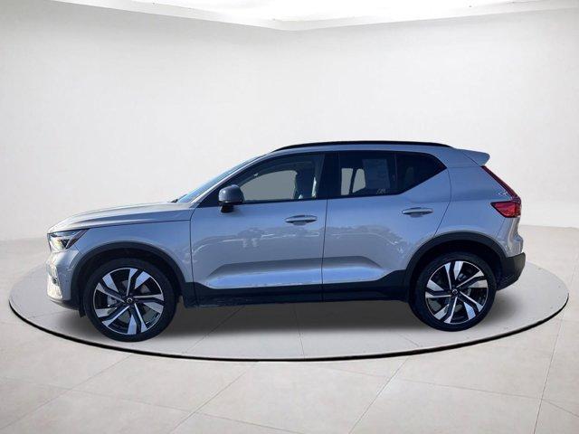 used 2025 Volvo XC40 car, priced at $33,900