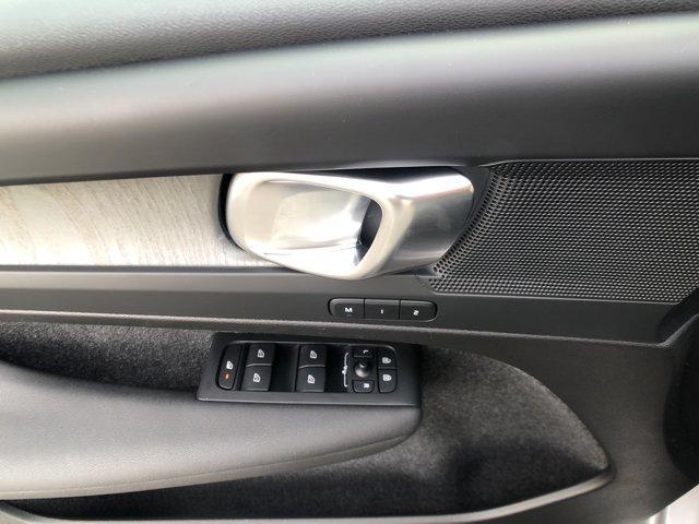 new 2026 Volvo XC40 car, priced at $47,900