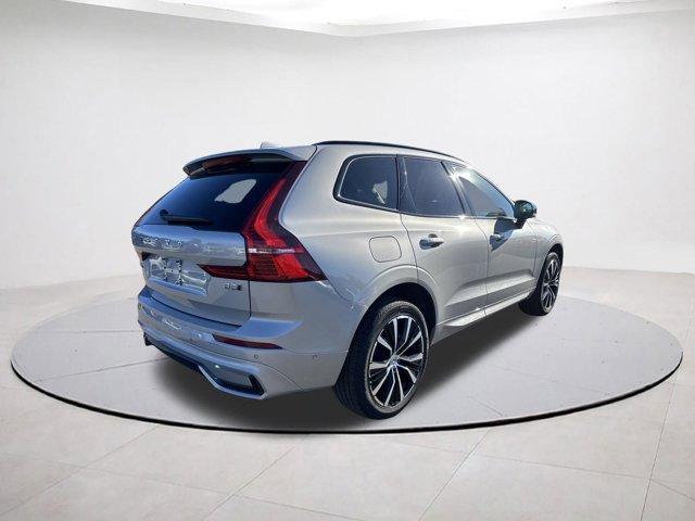 used 2025 Volvo XC60 car, priced at $35,837