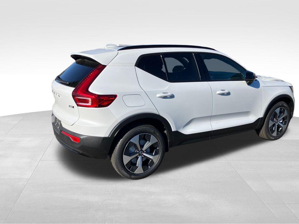 new 2026 Volvo XC40 car, priced at $52,058