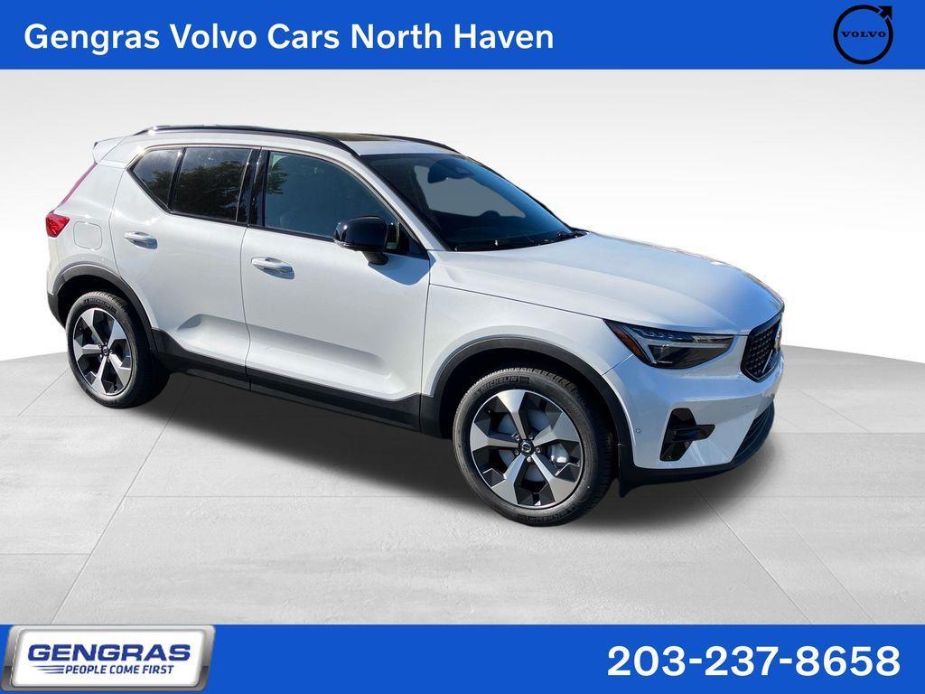 new 2026 Volvo XC40 car, priced at $52,058