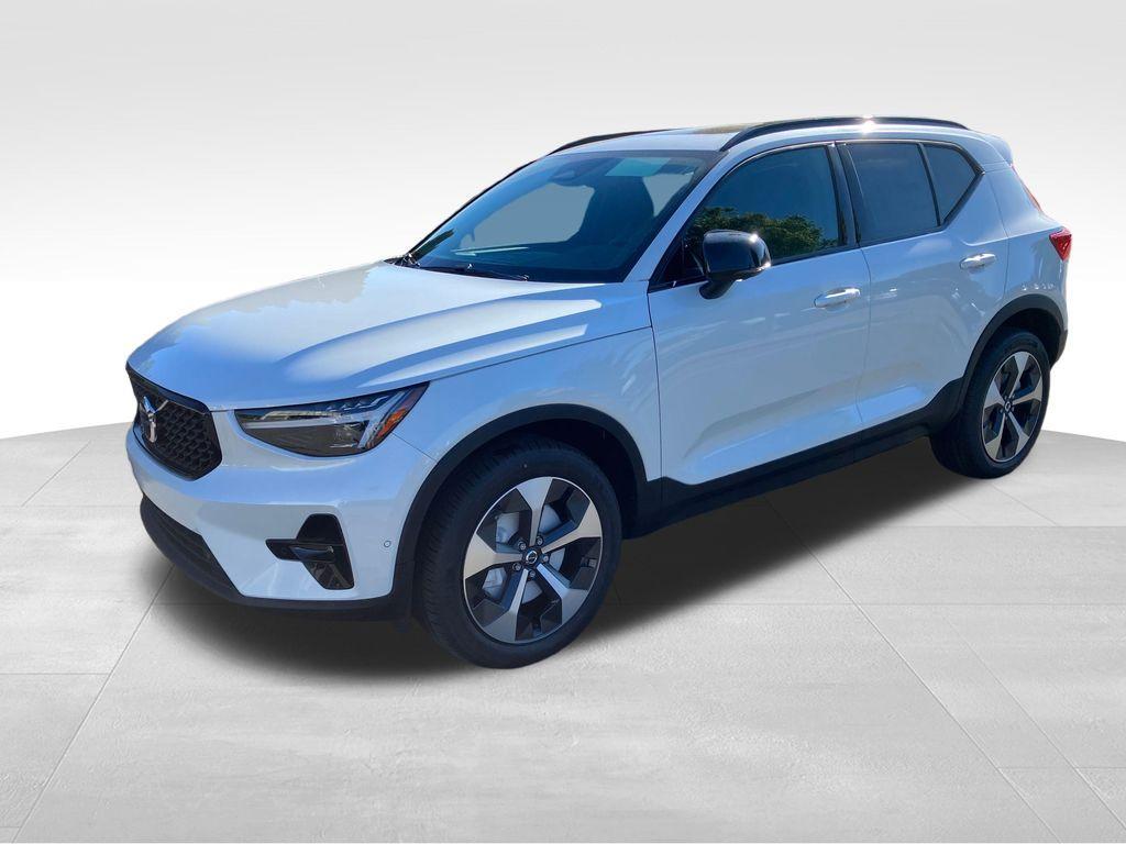 new 2026 Volvo XC40 car, priced at $52,058