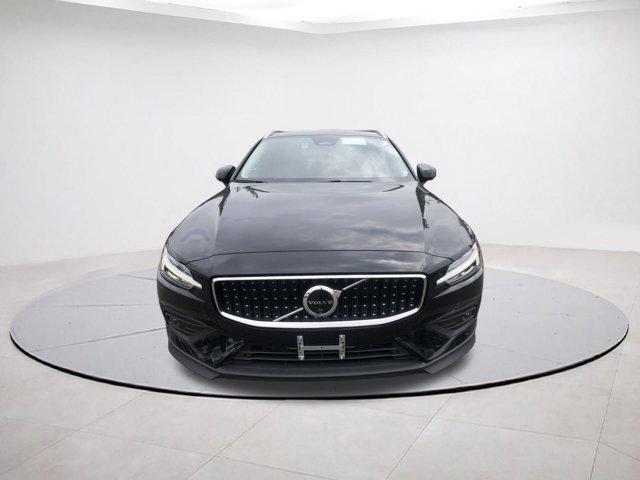 new 2025 Volvo V60 Cross Country car, priced at $49,995