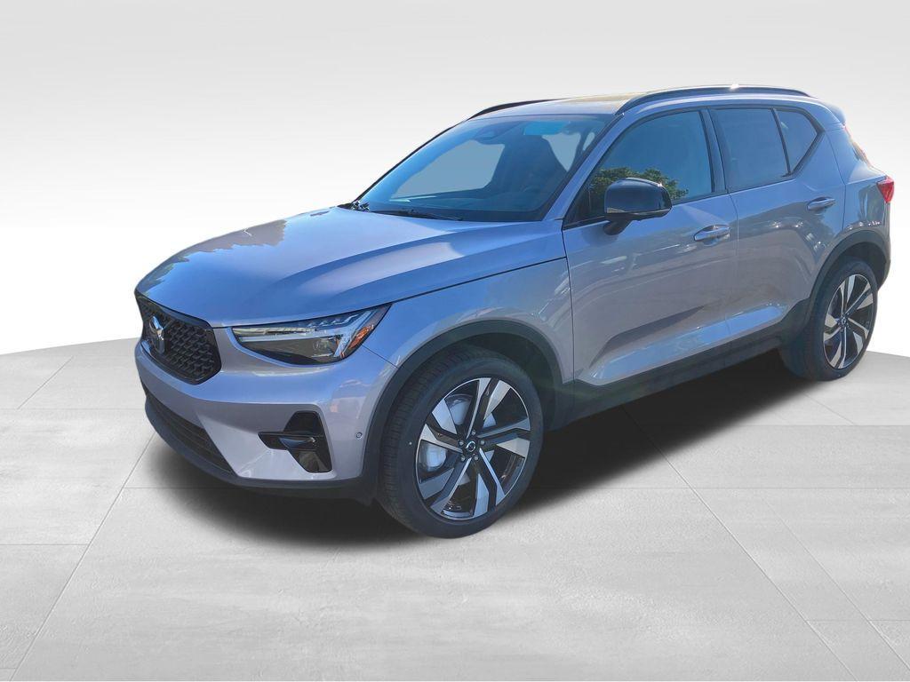 new 2026 Volvo XC40 car, priced at $53,433