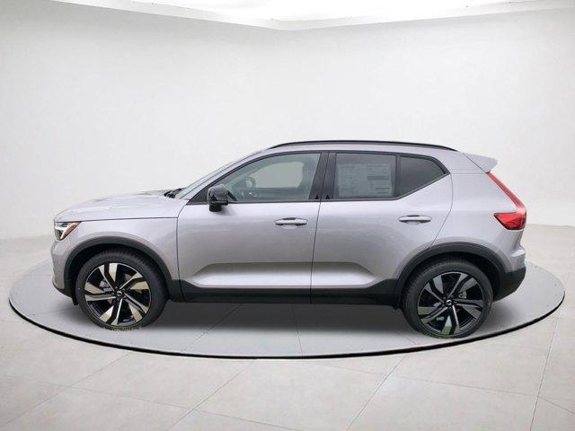 new 2026 Volvo XC40 car, priced at $50,025