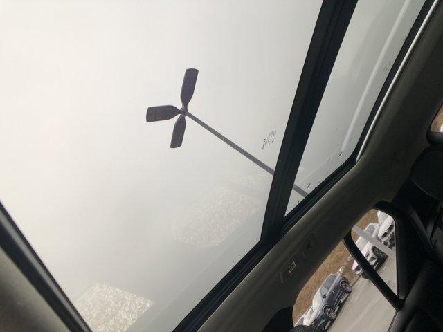 used 2025 Volvo XC40 car, priced at $31,227