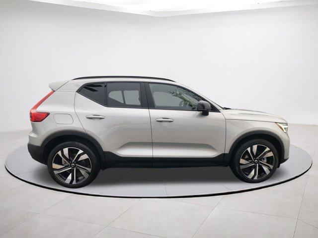 used 2025 Volvo XC40 car, priced at $31,227