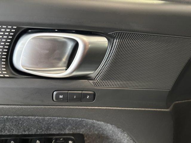 used 2025 Volvo XC40 car, priced at $34,200