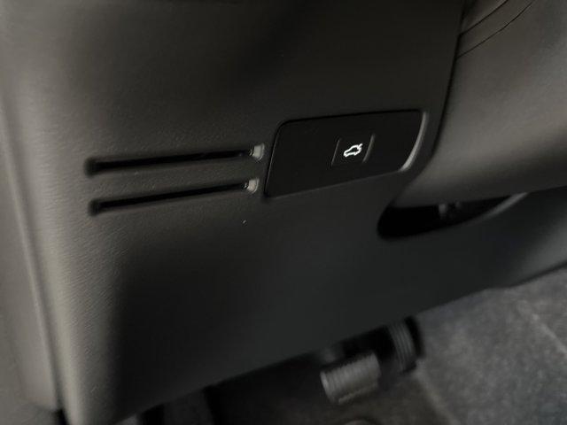 used 2025 Volvo XC40 car, priced at $34,200