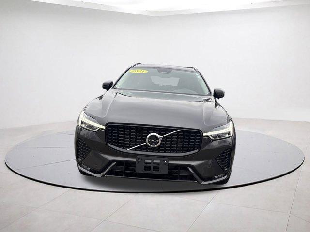 used 2025 Volvo XC60 car, priced at $34,859