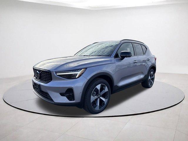 new 2026 Volvo XC40 car, priced at $47,646