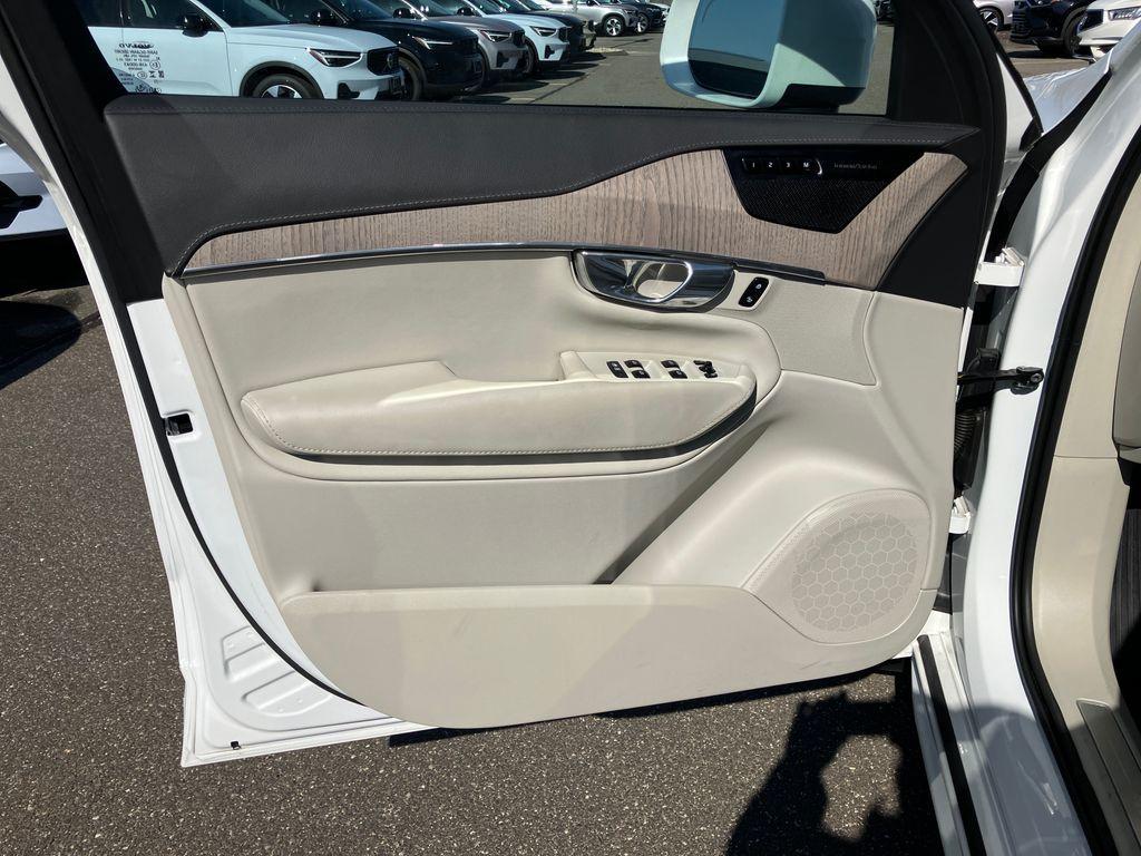used 2024 Volvo XC90 Recharge Plug-In Hybrid car, priced at $53,894