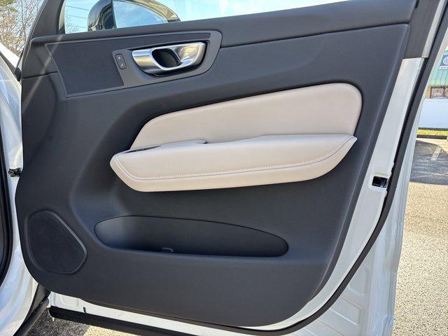 new 2026 Volvo XC60 car, priced at $54,985