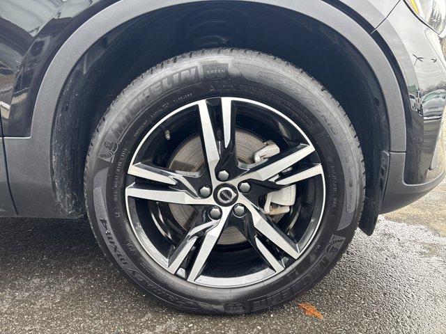 used 2025 Volvo XC40 car, priced at $31,900