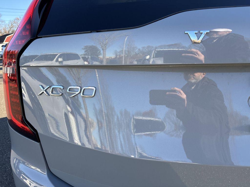 new 2026 Volvo XC90 car, priced at $75,155