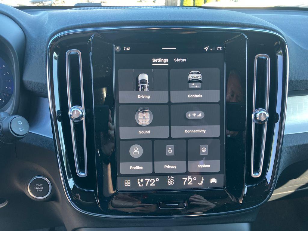 new 2026 Volvo XC40 car, priced at $56,083