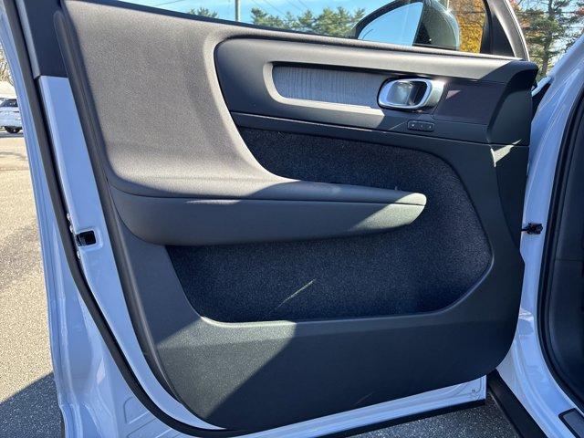 new 2026 Volvo XC40 car, priced at $50,150