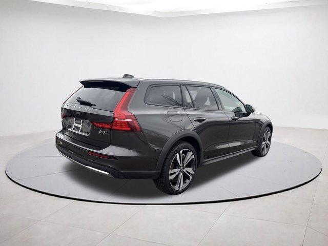 used 2025 Volvo V60 Cross Country car, priced at $36,743
