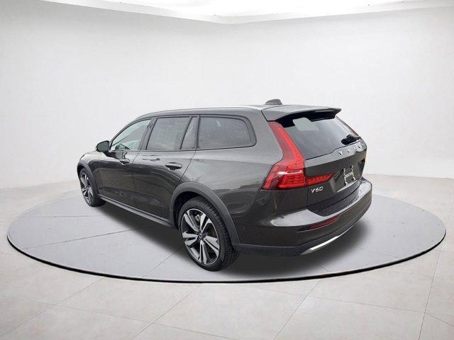 used 2025 Volvo V60 Cross Country car, priced at $36,743