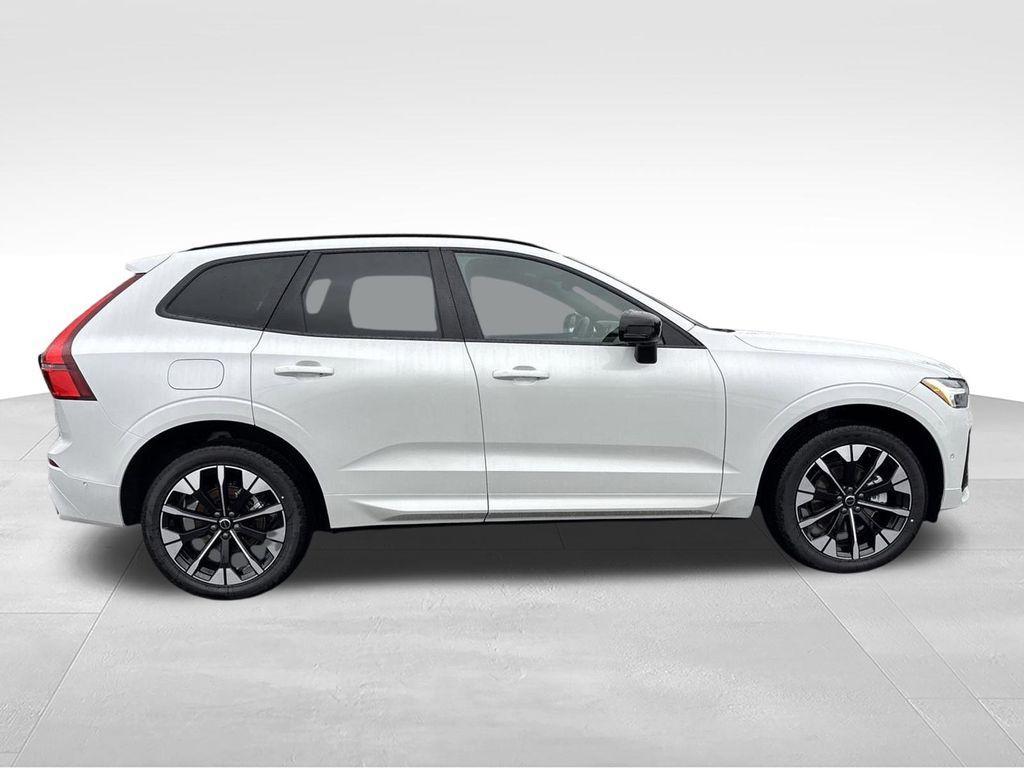 new 2026 Volvo XC60 car, priced at $55,783