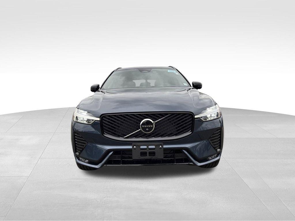 new 2026 Volvo XC60 car, priced at $55,783
