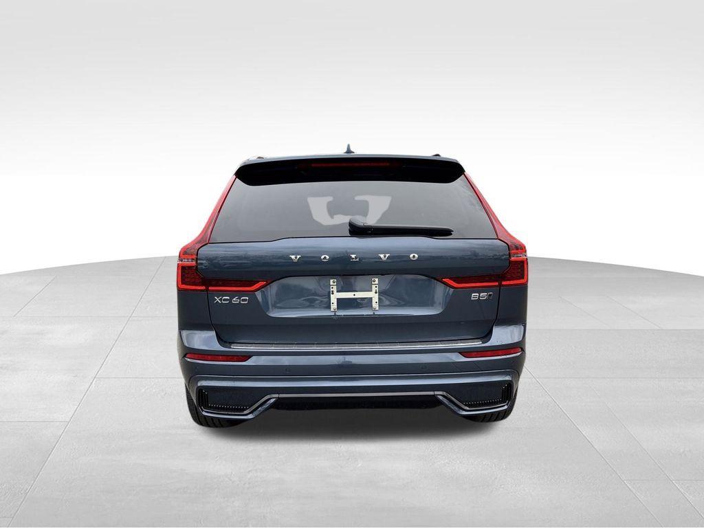 new 2026 Volvo XC60 car, priced at $55,783