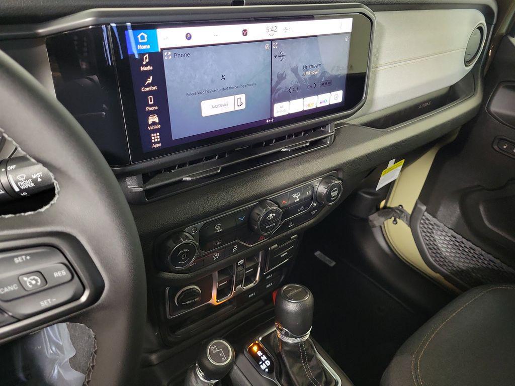 new 2026 Jeep Gladiator car, priced at $46,499