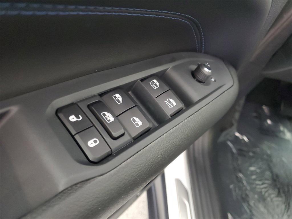 new 2026 Jeep Compass car, priced at $33,545