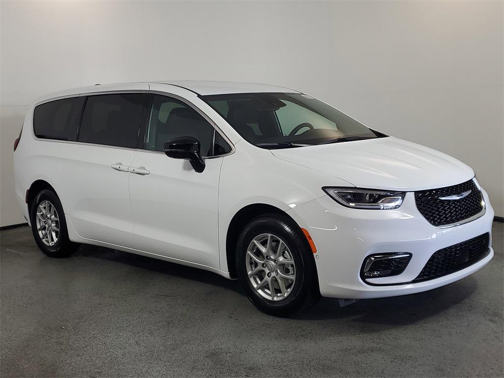 new 2026 Chrysler Pacifica car, priced at $37,166