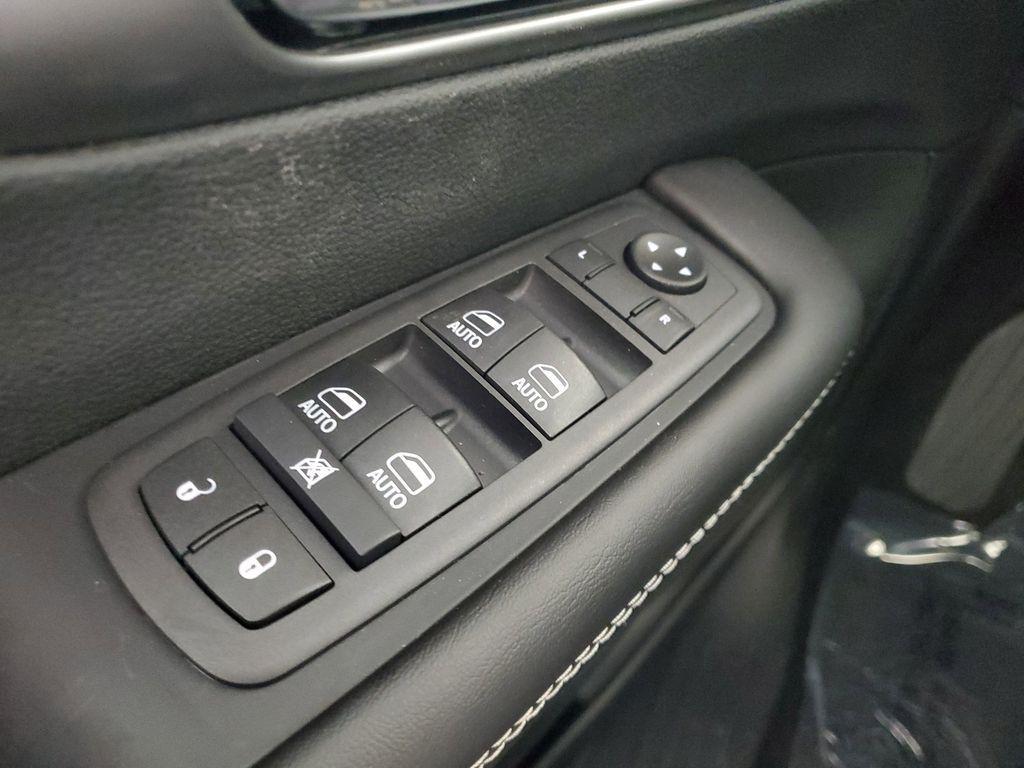 new 2026 Chrysler Pacifica car, priced at $39,371