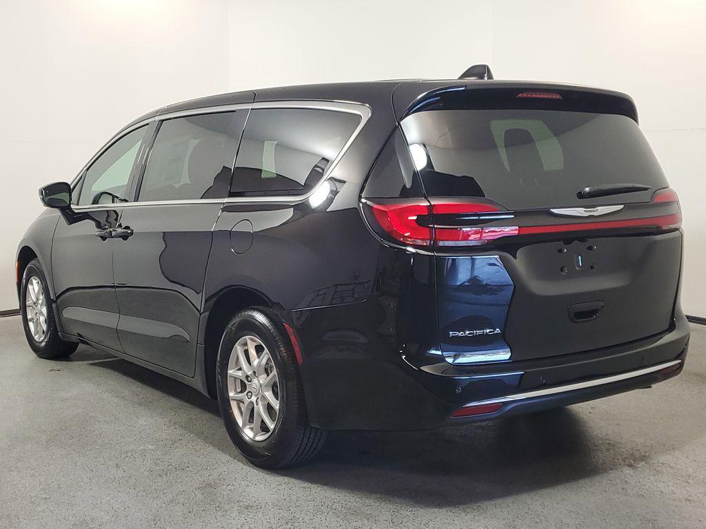 new 2026 Chrysler Pacifica car, priced at $39,371