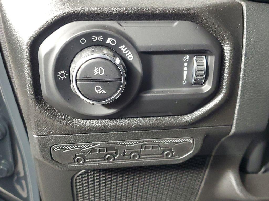 new 2026 Jeep Gladiator car, priced at $46,811