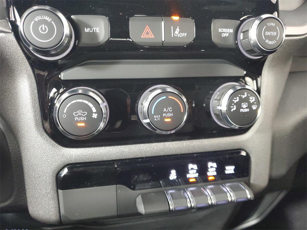 new 2025 Ram 1500 car, priced at $33,801