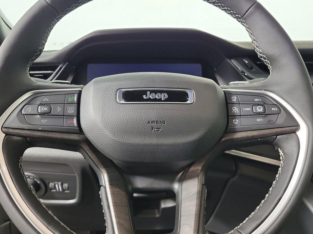 new 2026 Jeep Grand Cherokee L car, priced at $41,137