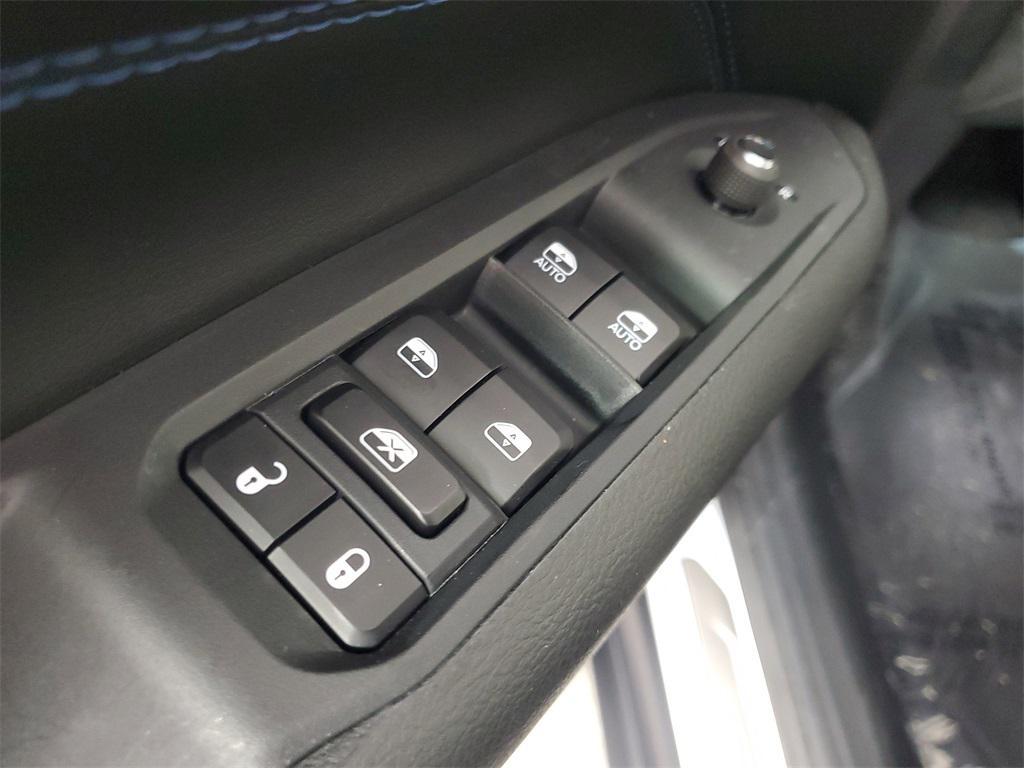 new 2026 Jeep Compass car, priced at $30,525