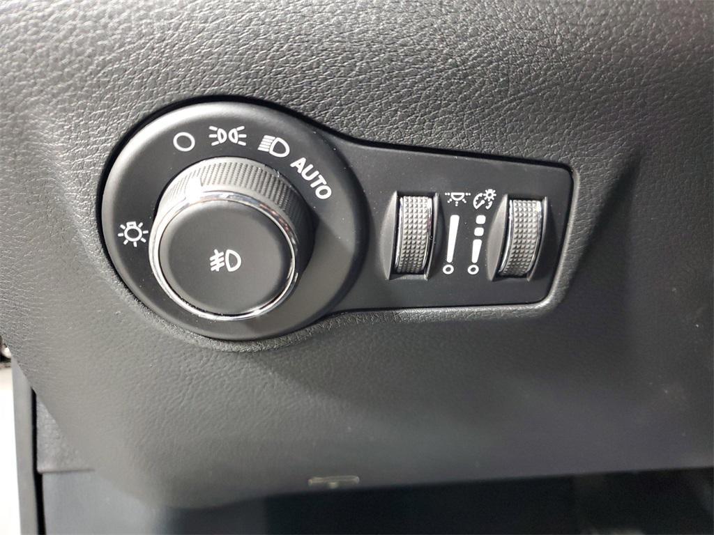 new 2026 Jeep Compass car, priced at $30,525