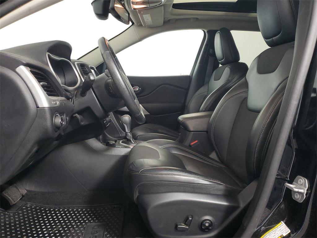 used 2018 Jeep Cherokee car, priced at $13,188