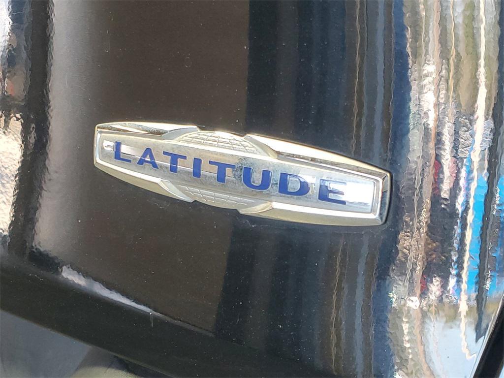 used 2018 Jeep Cherokee car, priced at $13,188