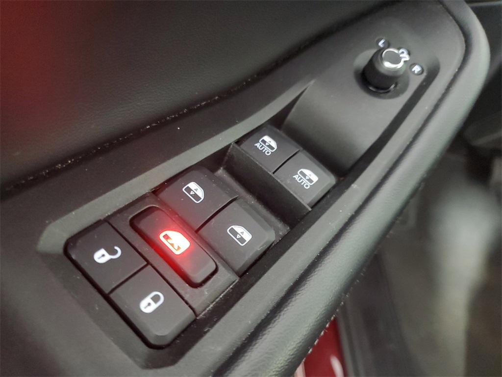 used 2021 Jeep Grand Cherokee L car, priced at $23,288