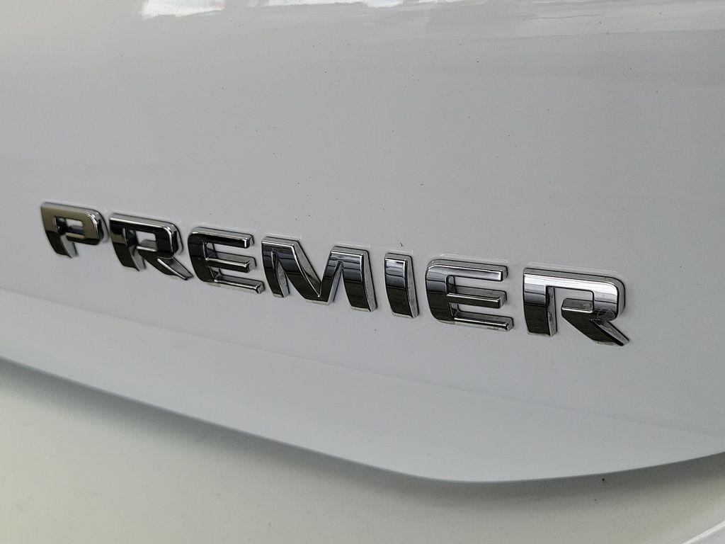 used 2024 Chevrolet Equinox car, priced at $28,864
