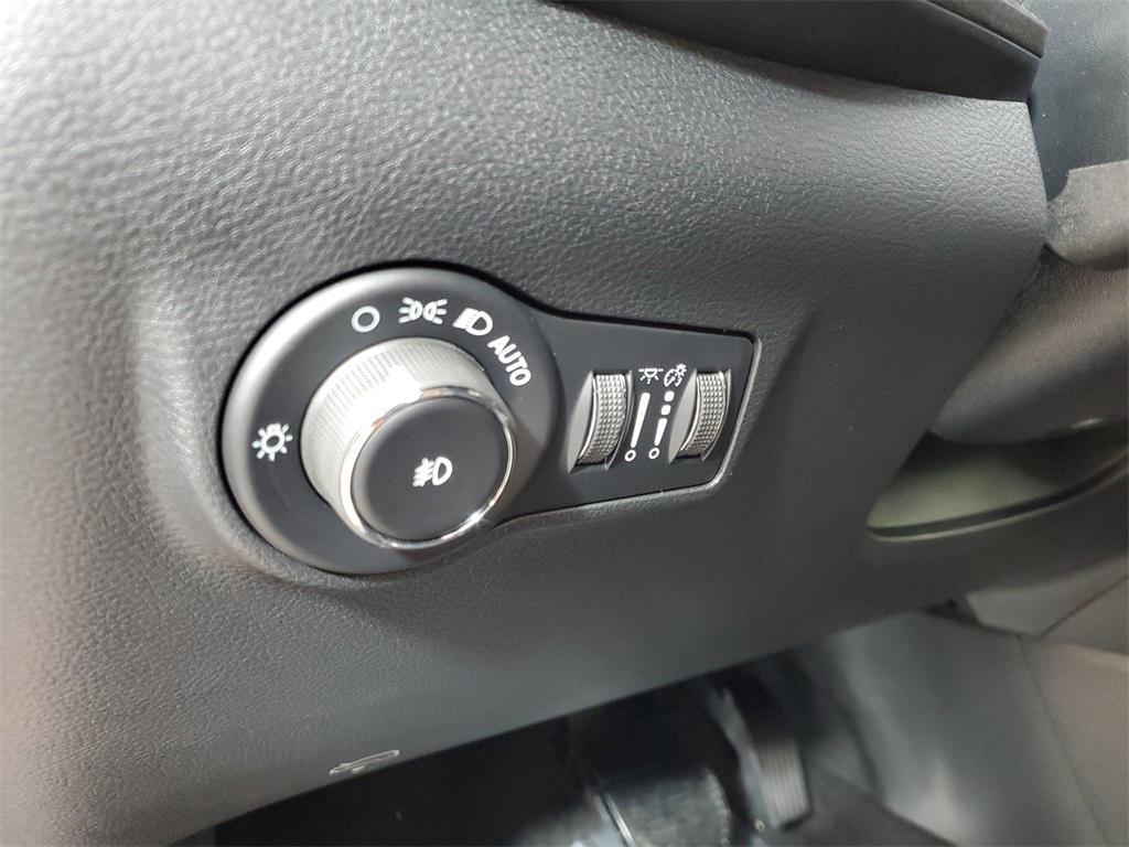 new 2026 Jeep Compass car, priced at $30,277