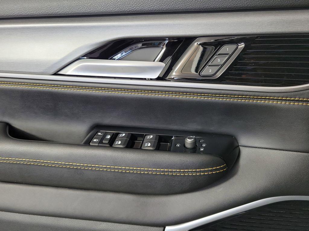 new 2026 Jeep Grand Wagoneer car, priced at $75,792