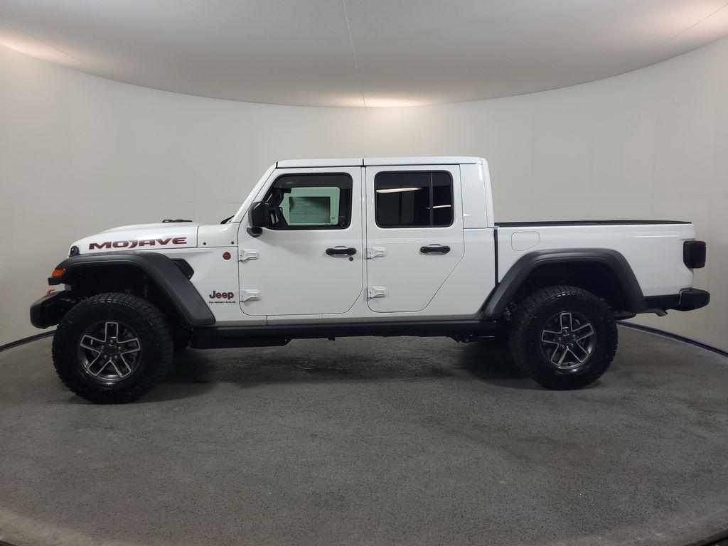 new 2026 Jeep Gladiator car, priced at $50,713
