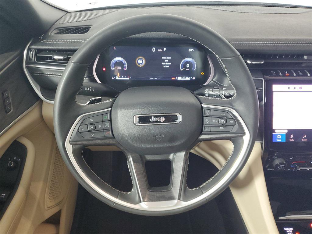 used 2025 Jeep Grand Cherokee car, priced at $35,988