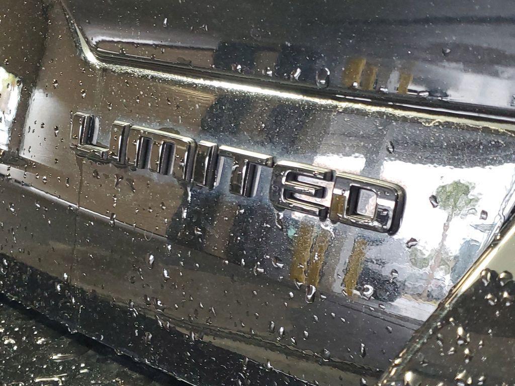 used 2025 Jeep Grand Cherokee car, priced at $37,288